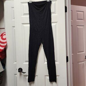 Over the bump maternity leggings size medium NWT